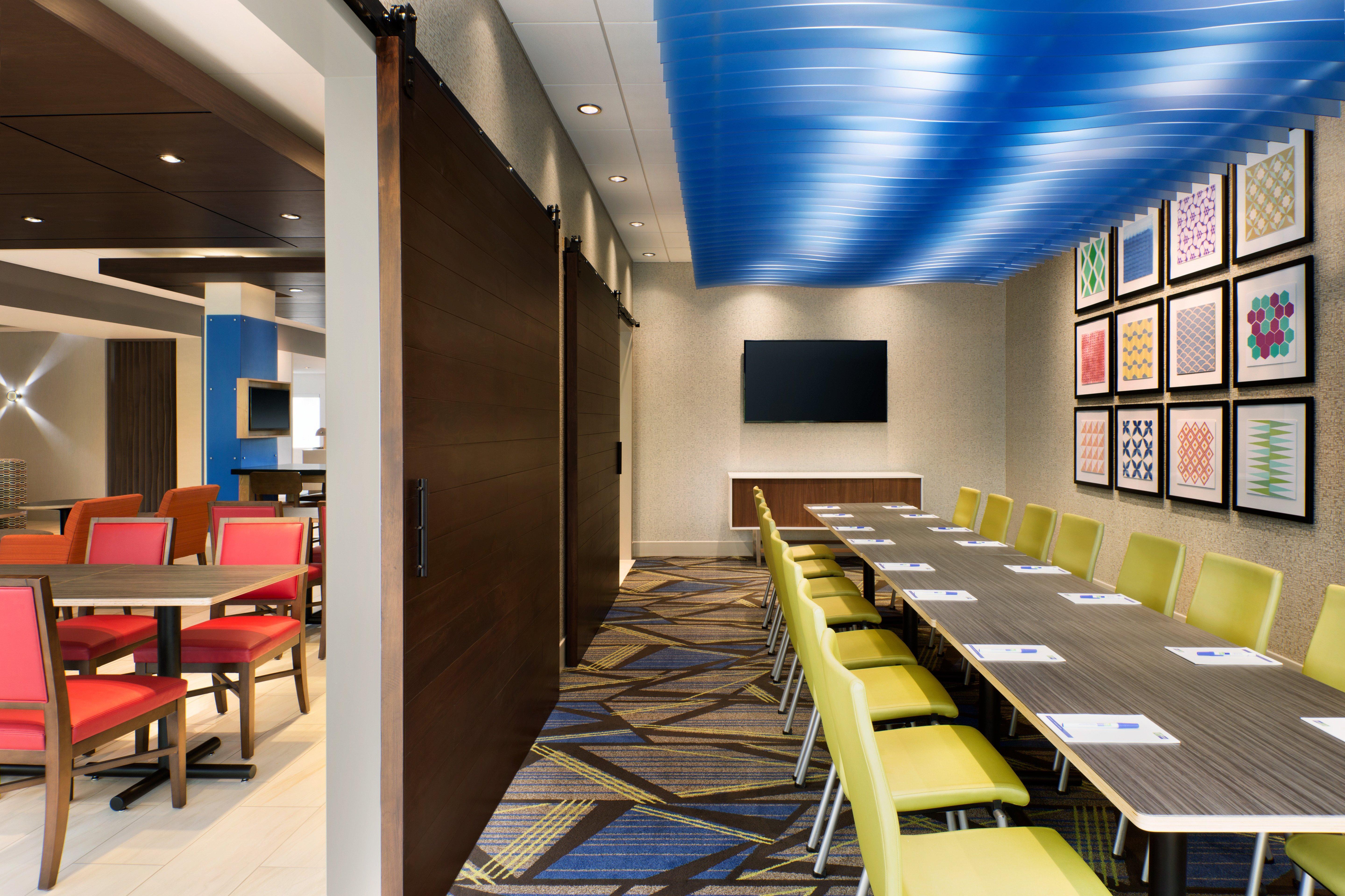 Holiday Inn Express & Suites - Kokomo South By Ihg מראה חיצוני תמונה